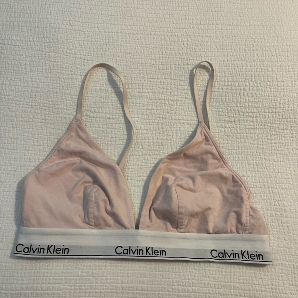 Wireless Calvin Klein cotton bra